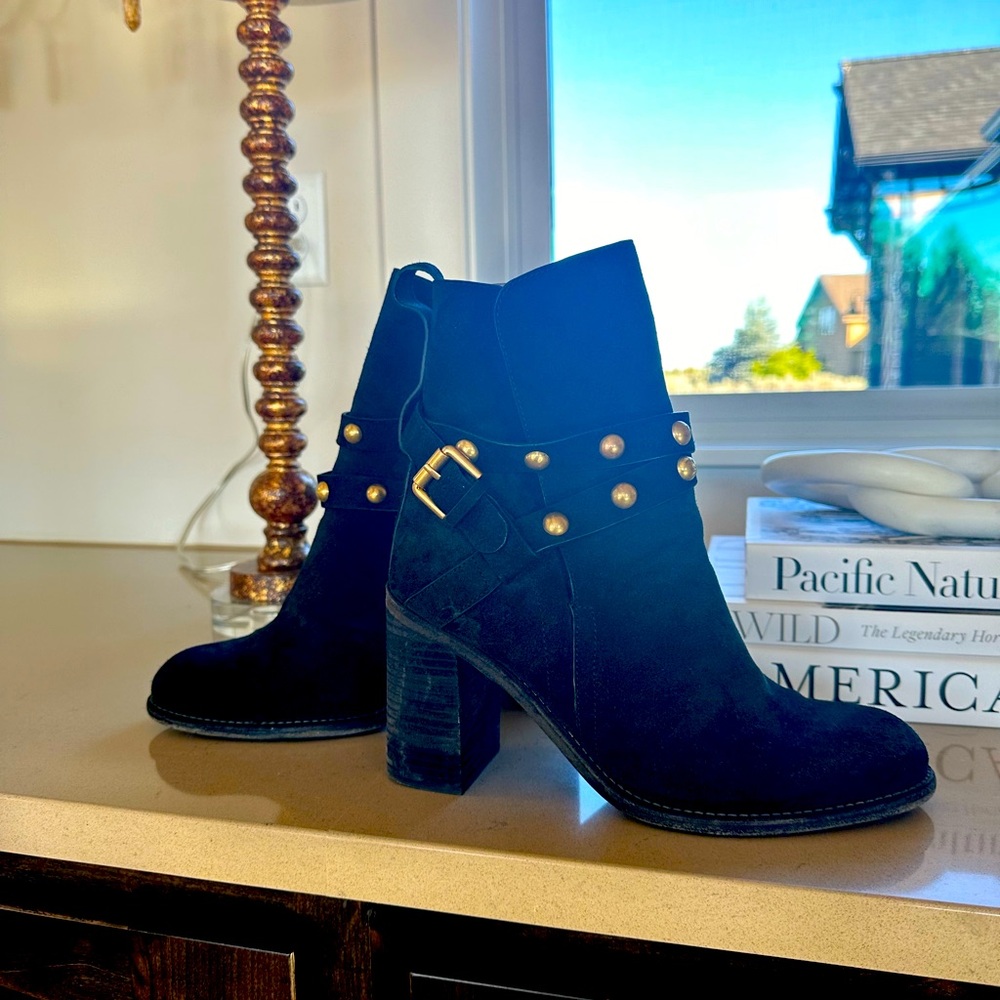 Chloe Boots